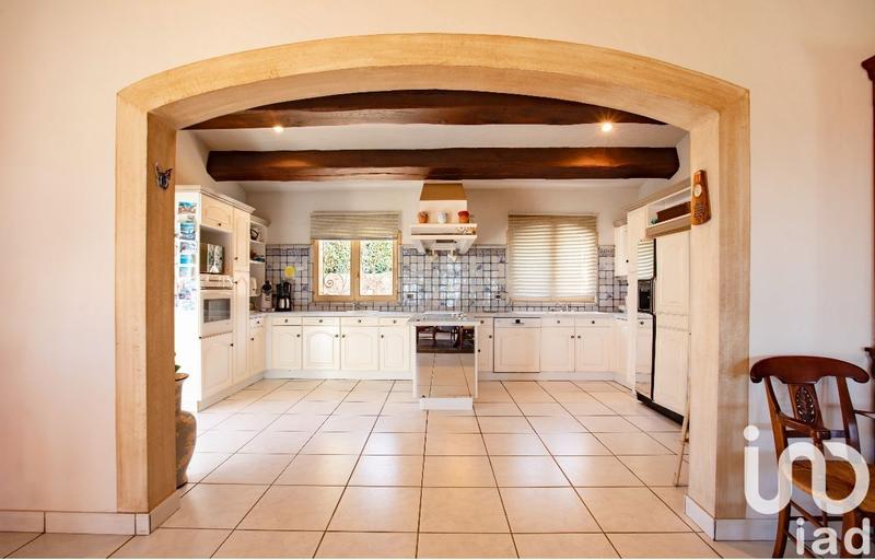 Maison - 497 m² - 15 pièces