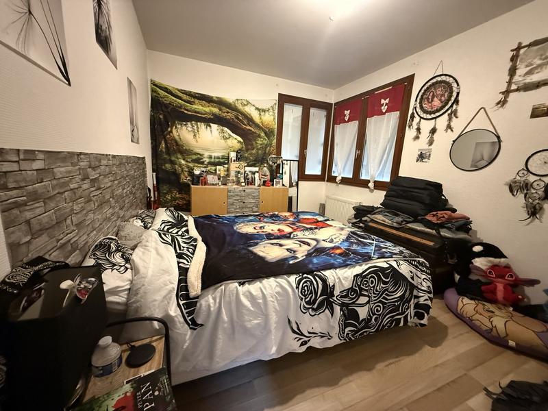 Appartement - 75 m² - 3 pièces