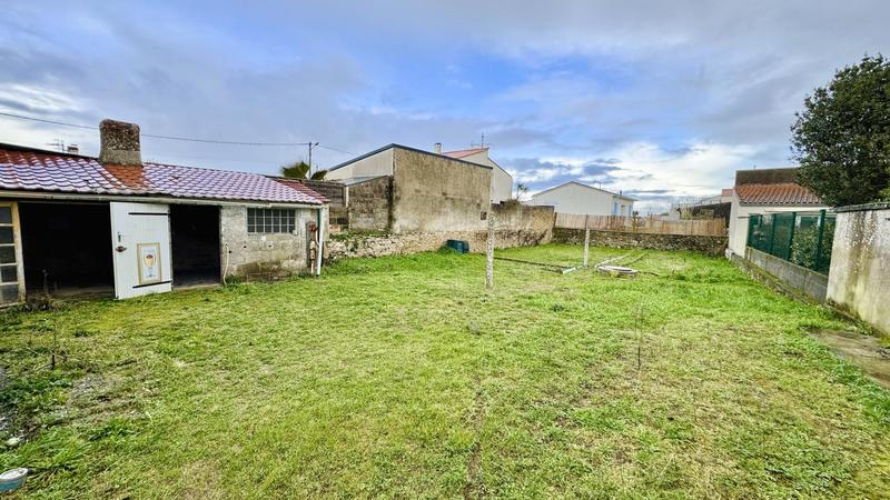 Maison - 122 m² - 8 pièces