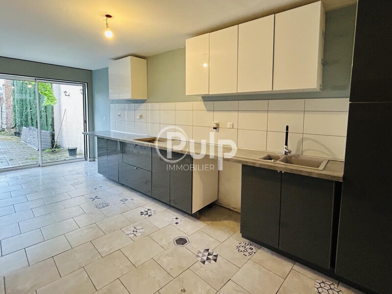 Maison - 146 m² - 4 pièces