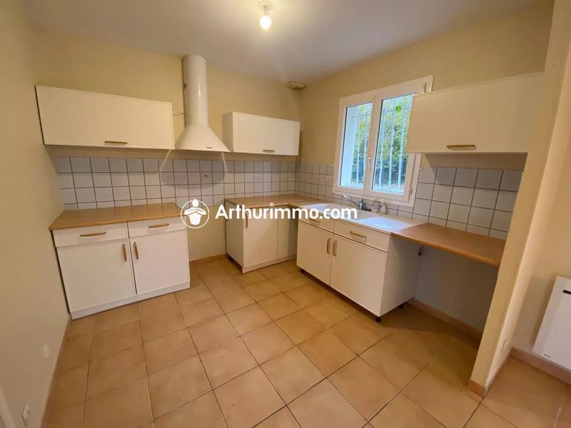 Maison - 92 m² - 4 pièces
