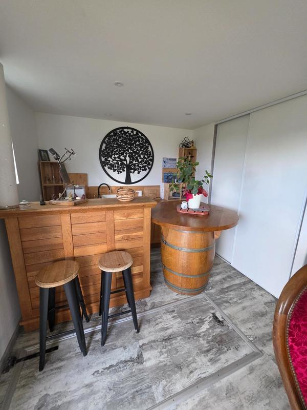 Maison - 99 m² - 5 pièces