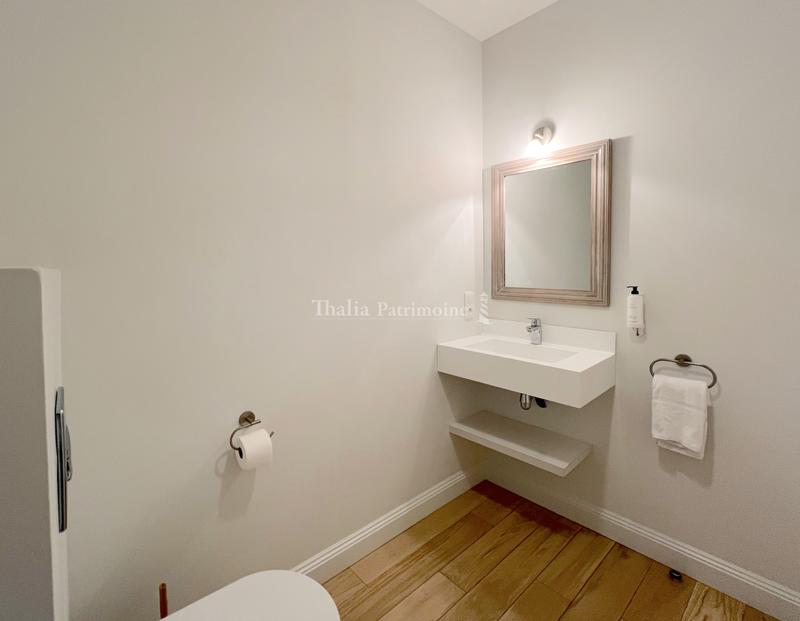 Maison - 180 m² - 4 pièces