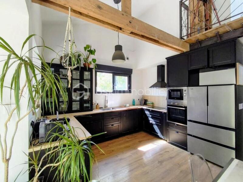 Propriété - 113 m² - 6 pièces