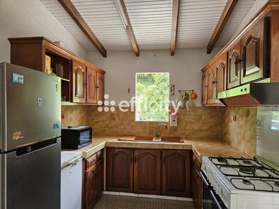 Maison - 127 m² - 5 pièces