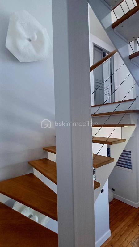 Demeure - 300 m² - 10 pièces