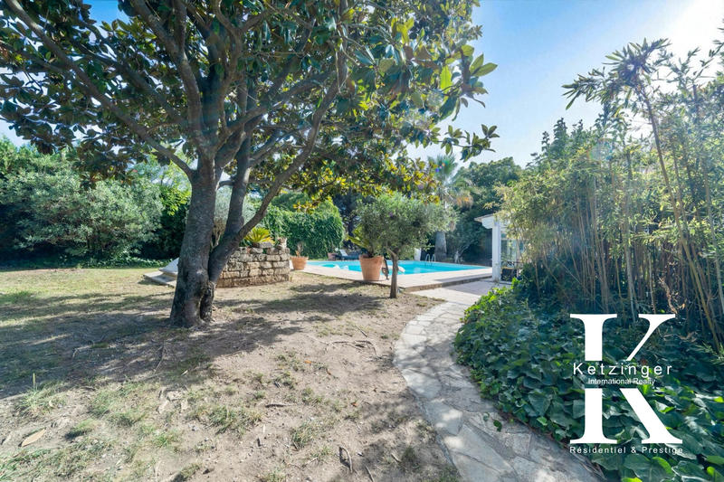 Maison - 144 m² - 5 pièces