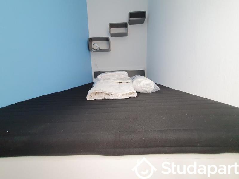 Chambre - 13 m² - 1 pièce