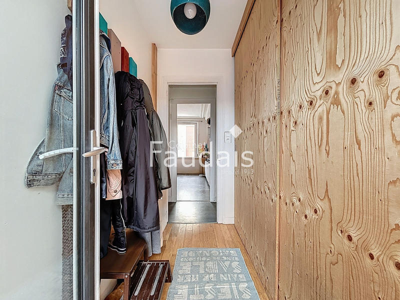 Appartement - 118 m² - 6 pièces