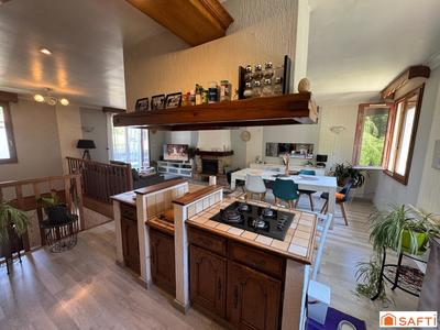 Maison - 131 m² - 6 pièces