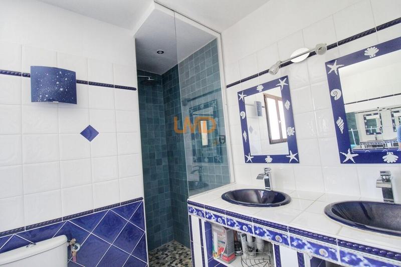 Villa - 137 m² - 5 pièces