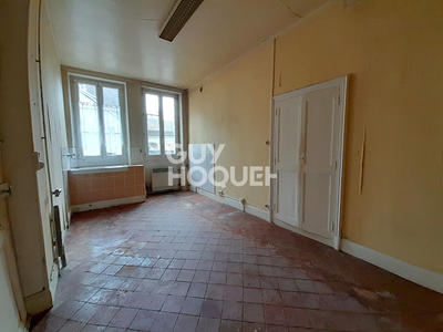 Maison - 90 m² - 3 pièces