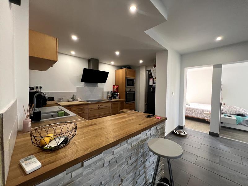 Appartement - 75 m² - 4 pièces