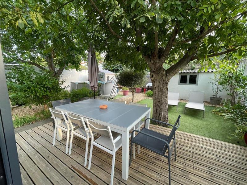 Villa - 100 m² - 5 pièces