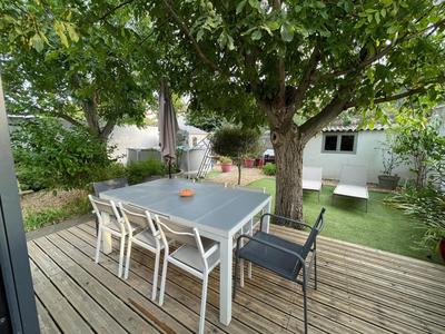 Villa - 100 m² - 5 pièces