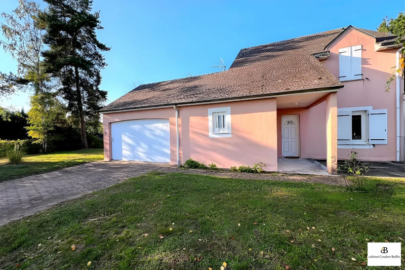 Maison - 110 m² - 5 pièces