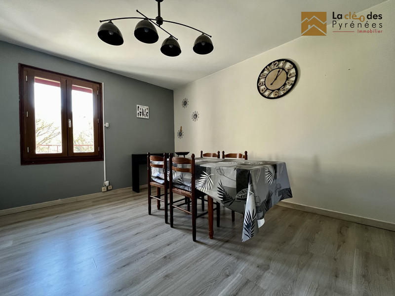 Local commercial - 194 m² - 8 pièces