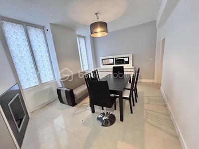 Appartement - 55 m² - 3 pièces