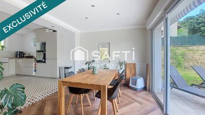 Maison - 102 m² - 6 pièces