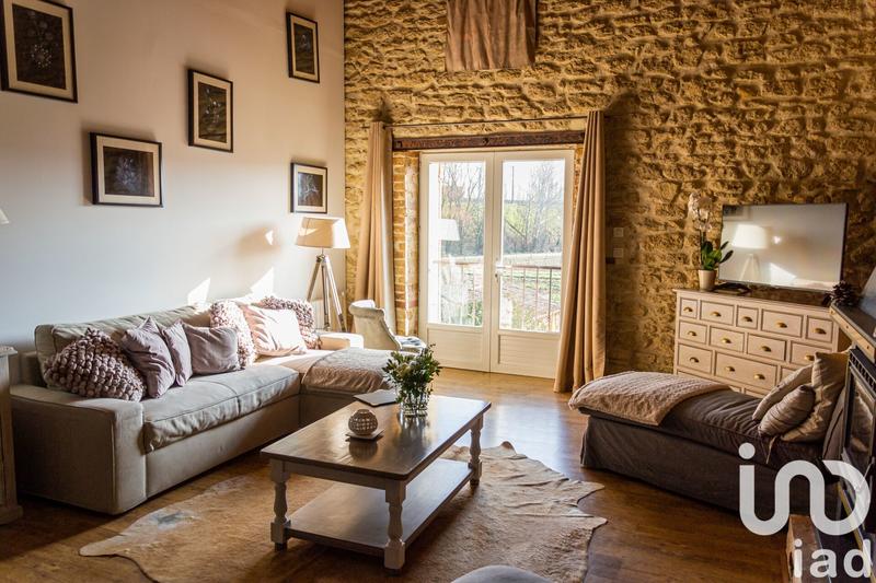 Maison - 680 m² - 18 pièces