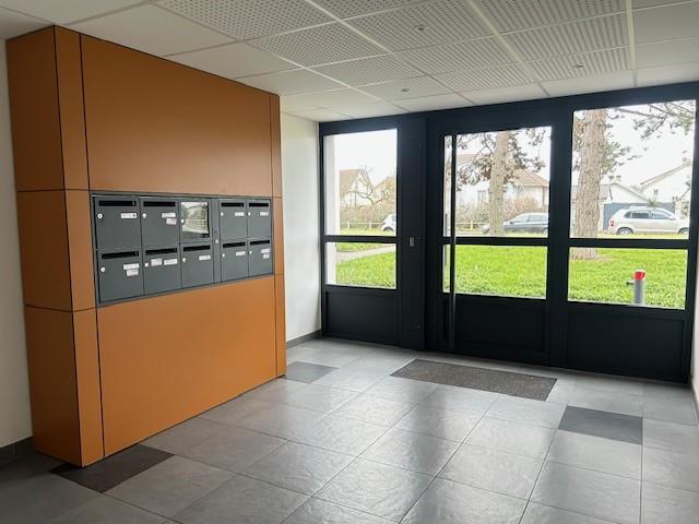 Appartement ancien - 42 m² - 6 pièces