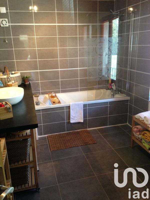 Maison - 123 m² - 6 pièces