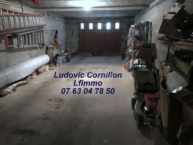 Maison - 207 m² - 11 pièces