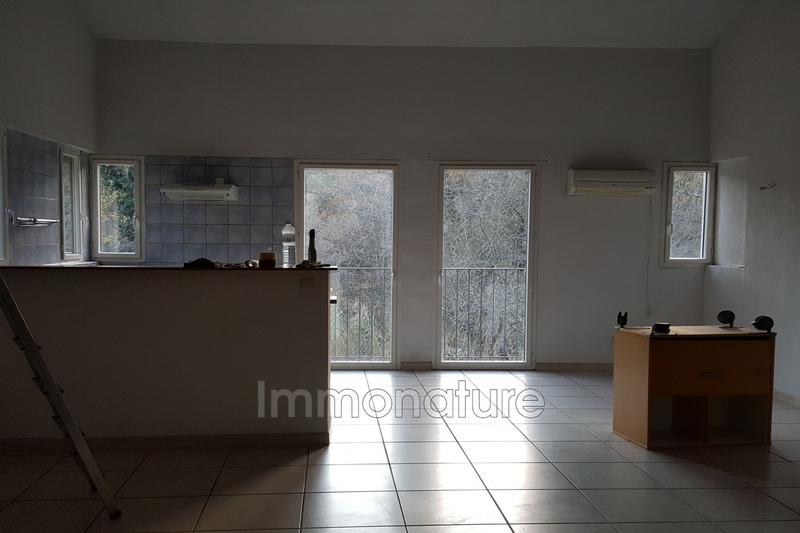 Appartement - 76 m² - 5 pièces
