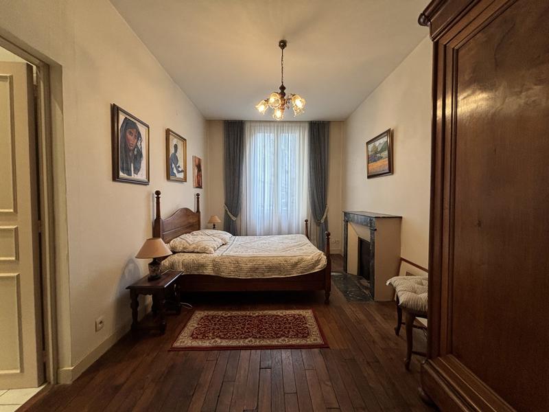 Appartement - 162 m² - 4 pièces