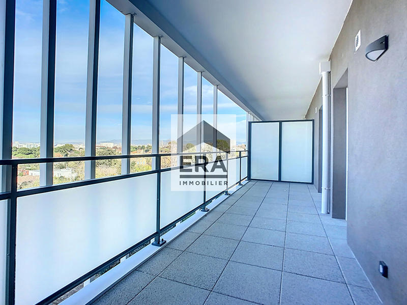 Appartement - 77 m² - 4 pièces