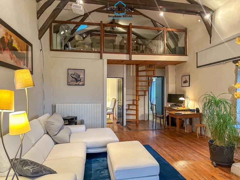 Propriété - 220 m² - 8 pièces