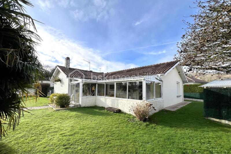 Maison - 92 m² - 5 pièces