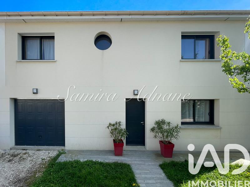 Maison - 115 m² - 6 pièces