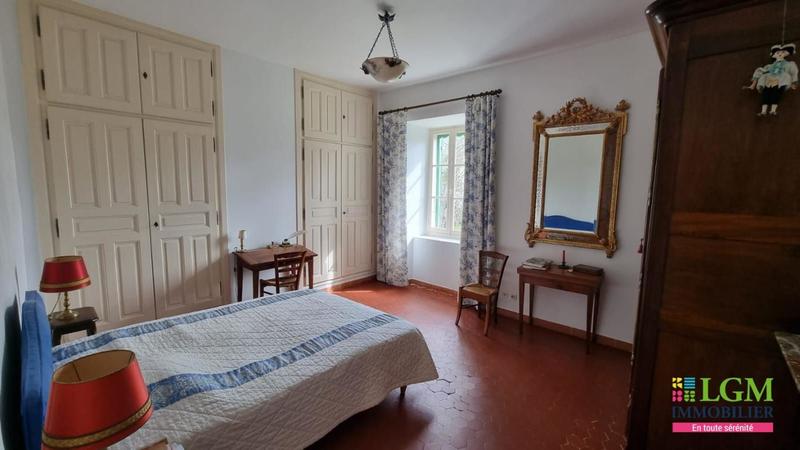 Mas - 107 m² - 5 pièces