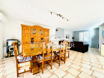 Maison - 106 m² - 4 pièces