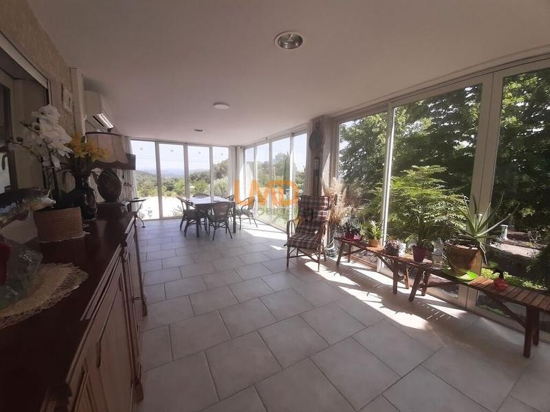 Villa - 153 m² - 5 pièces