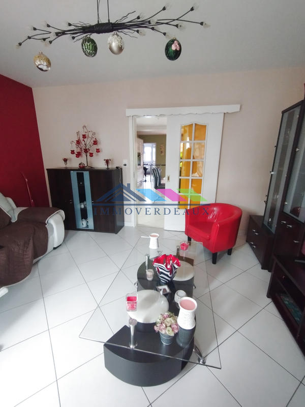 Maison - 110 m² - 5 pièces