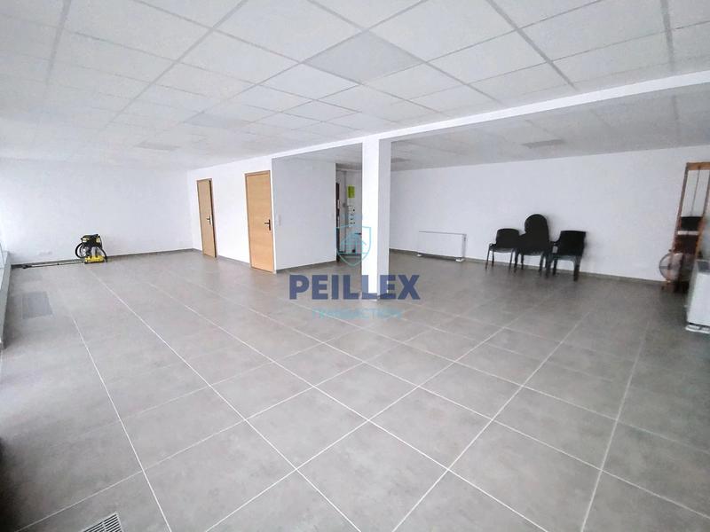 Local commercial - 83 m²