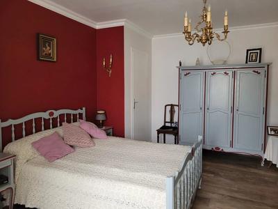 Maison - 178 m² - 8 pièces