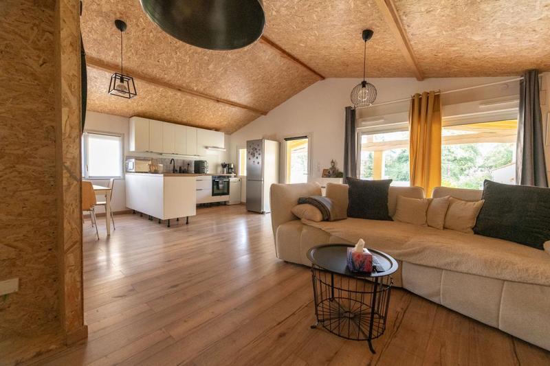 Maison - 61 m² - 2 pièces