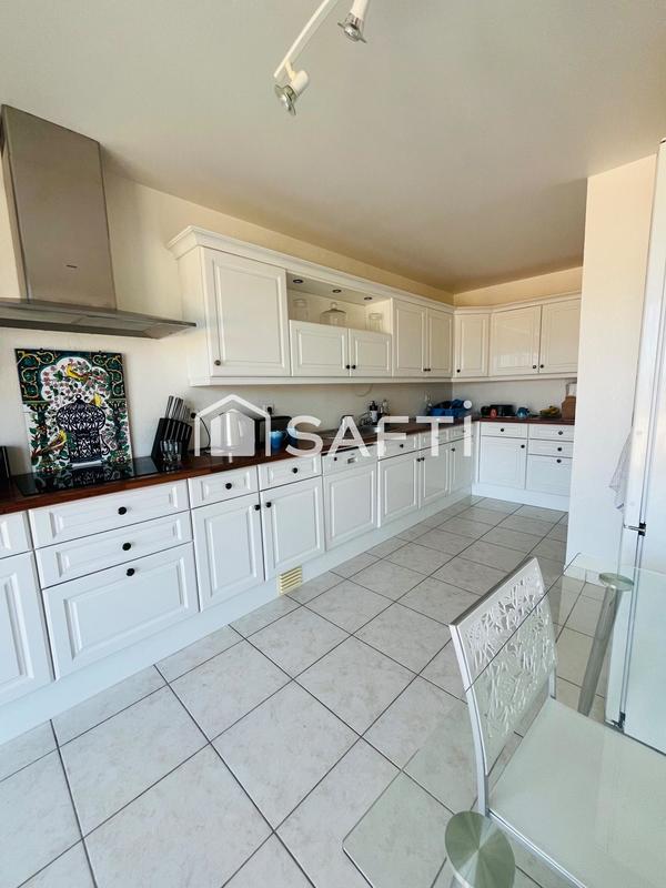 Appartement - 150 m² - 6 pièces