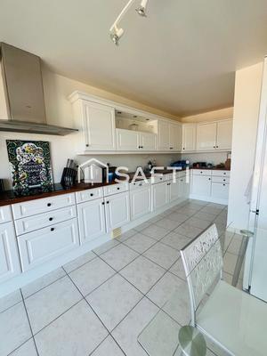 Appartement - 150 m² - 6 pièces