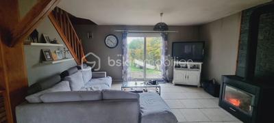 Maison traditionnelle - 137 m² - 5 pièces