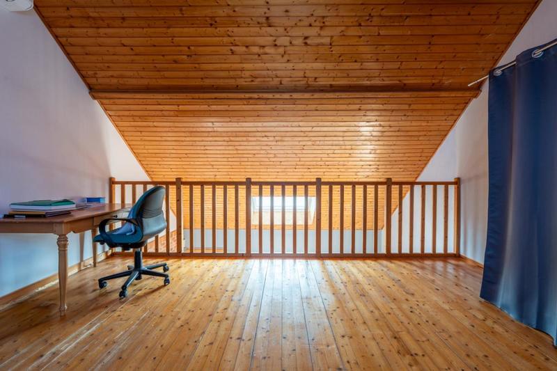 Maison traditionnelle - 195 m² - 7 pièces