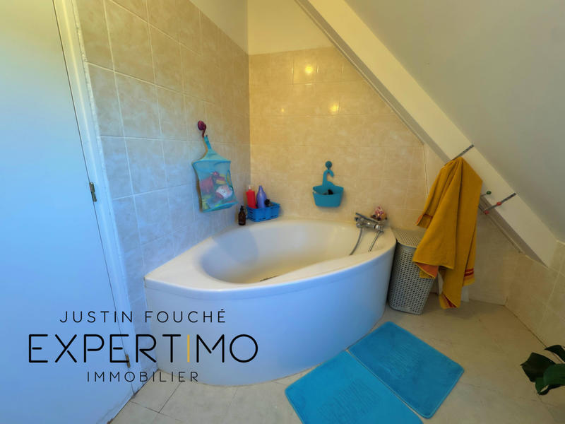 Maison - 156 m² - 7 pièces