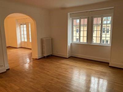 Appartement - 100 m² - 4 pièces