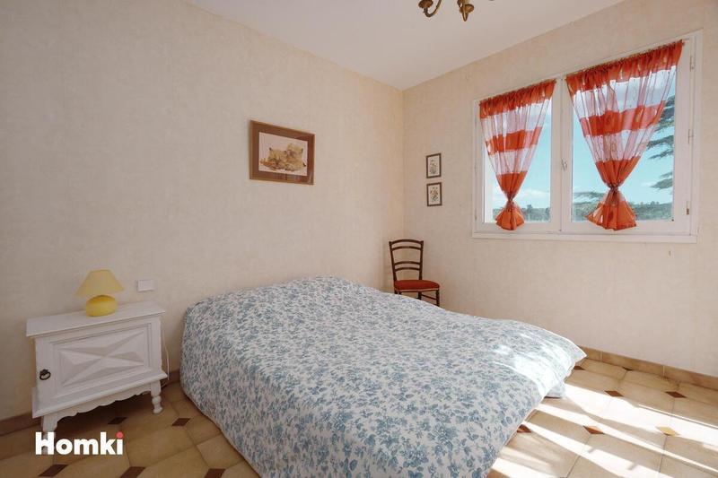 Villa - 290 m² - 6 pièces