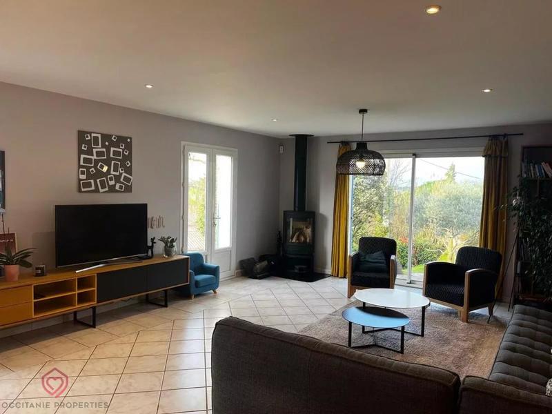 Villa - 270 m² - 8 pièces