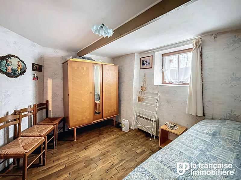 Maison - 79 m² - 6 pièces