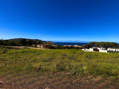 Terrain constructible - 1 103 m²